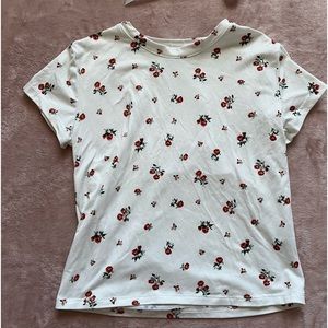 Floral Tee 🌹